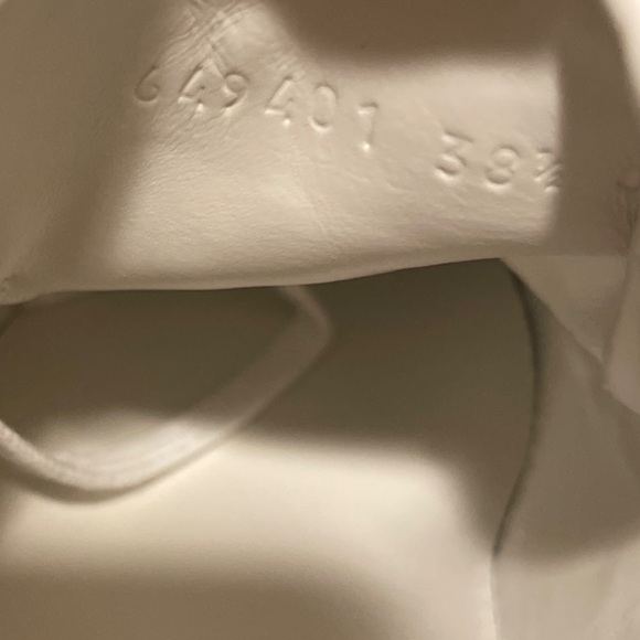 Authentic Gucci Disney Donald Duck Ace Sneaker brand new with COA & original box - Picture 2 of 12